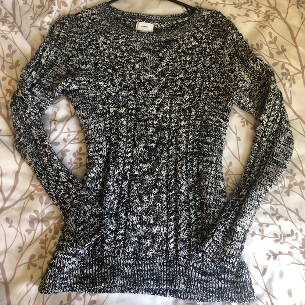 Old navy sweater
